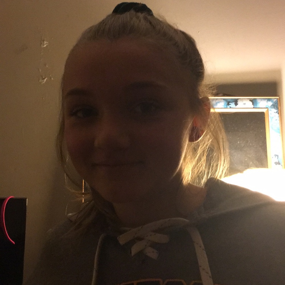 Meet your Posher, Lahkaya